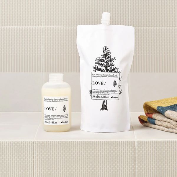 LOVE curl Shampoo Шампунь для підсилення та контролю завитка Essential Haircare Davines, 500 мл