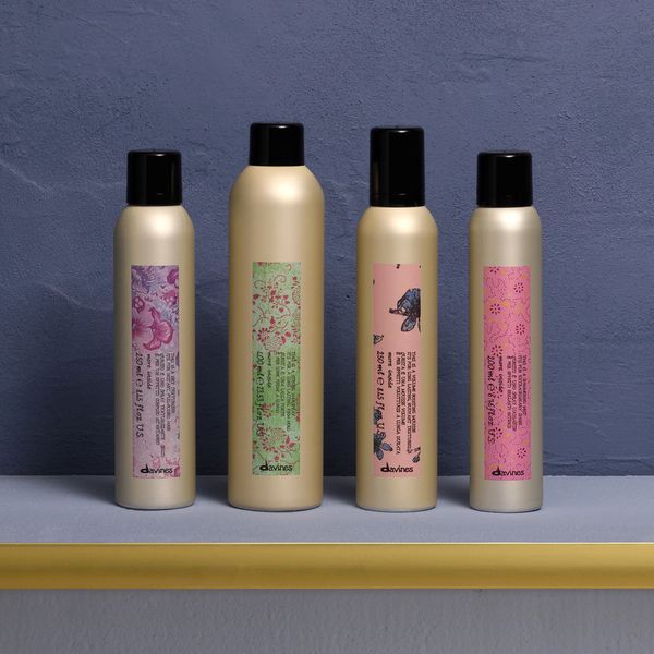 STRONG Hairspray Лак для волос сильной фиксации для длительного стойкого эффекта. Фиксация #5 More Inside Davines, 400 мл